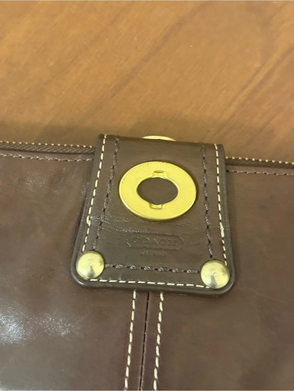 RARE Leather Coach Turnlock Shoulder Bag lightly used